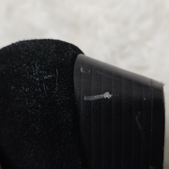 Aerosoles -Lovely- Suede Loafers. Size 5 - Picture 12 of 13